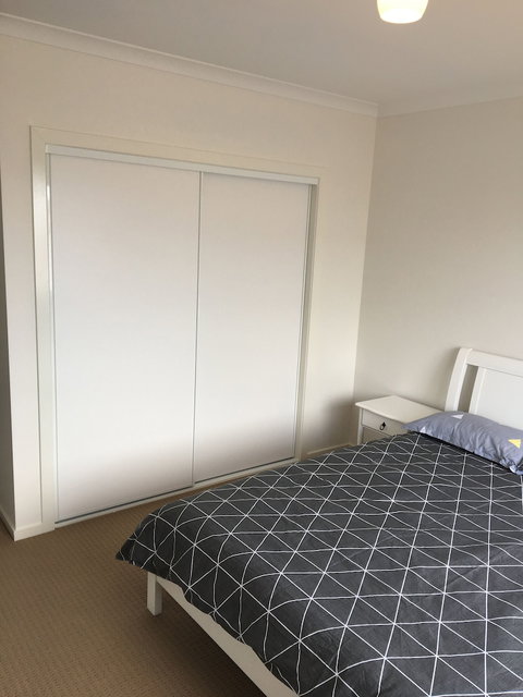 Apple House Point Cook - Rental Cars 3