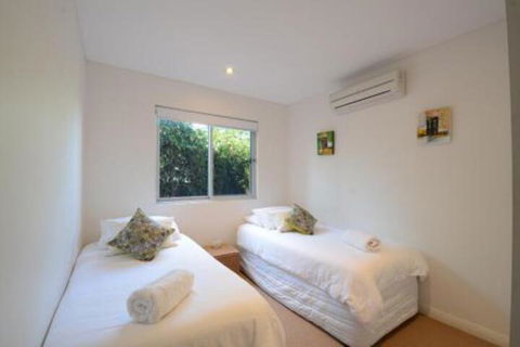 Dream Catcher Beach House Shellharbour - Rental Cars 7