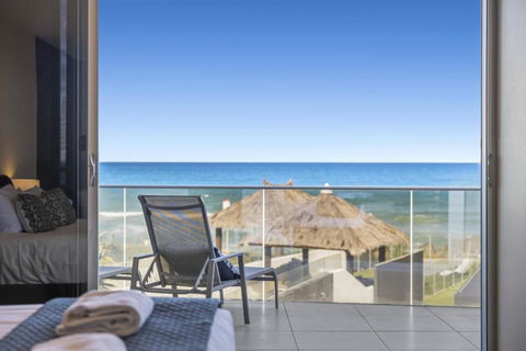 Beachfront #12 - Rental Cars 4