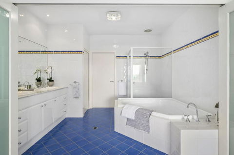 Villa Provence Coffs Harbour - Rental Cars 3