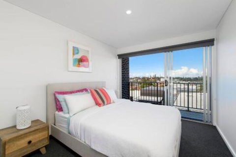 G149 Apt 2 - Rental Cars 5