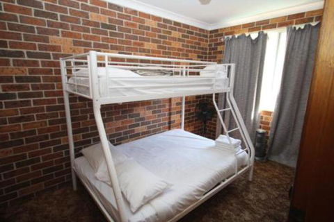 1 / 2 Brunswick Avenue - Rental Cars 3