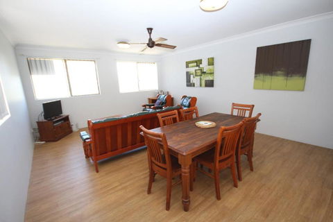 Pacific Court Coffs Harbour NSW - Rental Cars 3