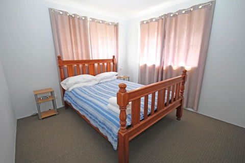 Pacific Court Coffs Harbour NSW - Rental Cars 2