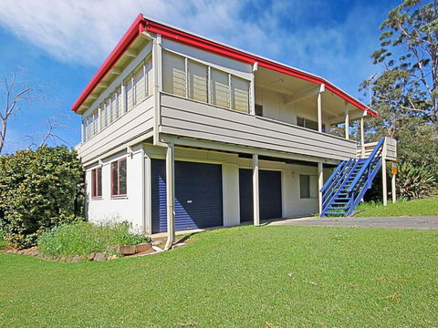 REST ASHORE At MOLLYMOOK - Rental Cars 3