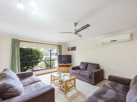 Armorel At Iluka - Rental Cars 2