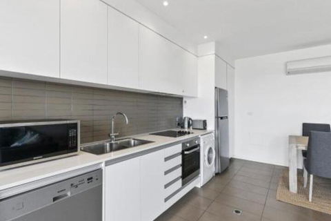 WATERFRONT SEVEN In The Heart Of Lorne - Rental Cars 4