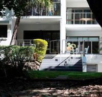 Absolute Beachfront Mooloolaba - Rental Cars