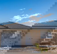 Peaceful 2kingbed Rootyhill Townhouse Near Station - Rental Cars