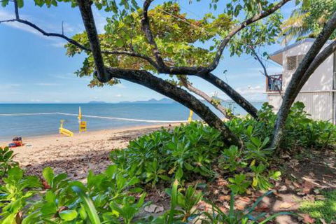 WINDFALL In PALM COVE - Rental Cars 6