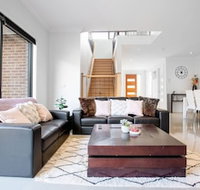 Stunning 3beds Near Knox Shopping Centrowantirna - Rental Cars