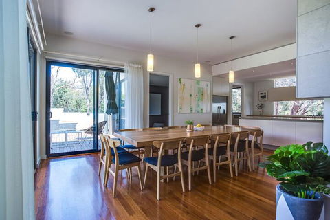 Kalina Retreat Tennis & Pool - Rental Cars 1