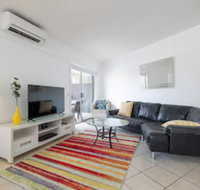 Peaceful 1 Bedroom Apartment With Parking - Rental Cars