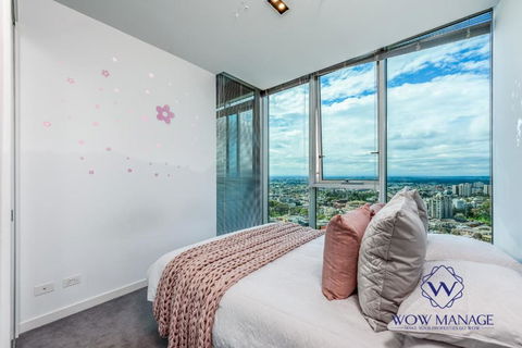 WOW Apartment On Swanston - Rental Cars 2