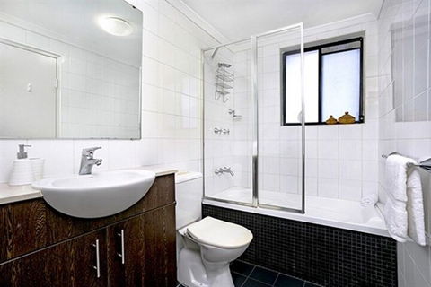 Walking Distance To Coogee Beach MOUNT - Rental Cars 4