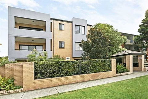 Walking Distance To Coogee Beach MOUNT - Rental Cars 1