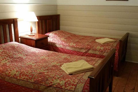 About Town Cottages - Rental Cars 4
