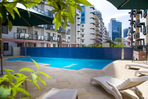 AirExec Apartments - Rental Cars 5
