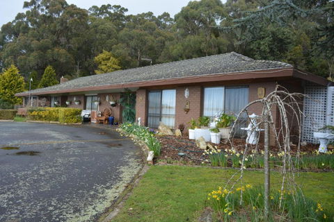 Heavenly Farm B & B Tasmania - Rental Cars 4