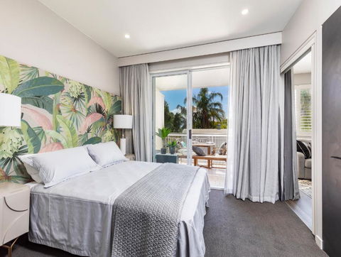 Sleek Modern & Comfortable On Hastings Street - Rental Cars 4