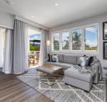 Sleek modern  comfortable on Hastings Street - Rental Cars