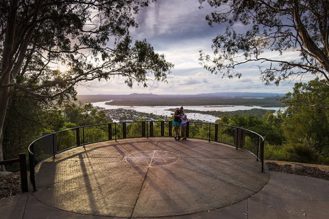 Footsteps To The Heart Of Noosa And A View! - Rental Cars 3