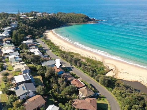 Beach Road 10 Mollymook - Rental Cars 5