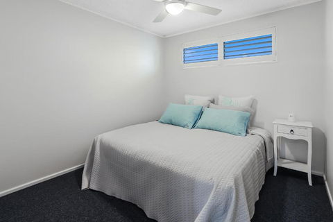 Riverside Location Noosa Sound - Rental Cars 5