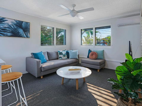 Riverside Location Noosa Sound - Rental Cars 6