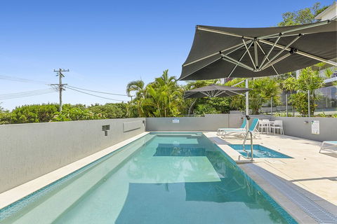 Impressive Views Of Noosa Unit 8 Taralla 16 Edgar Bennett Avenue Noosa Heads - Rental Cars 4