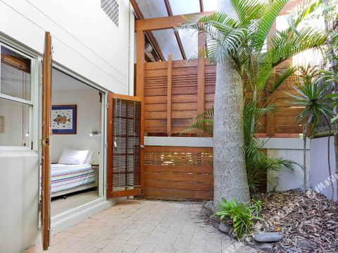 R & W Noosa Holidays 2 25 Allambi Rise - Rental Cars 6