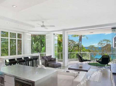 R & W Noosa Holidays 2 25 Allambi Rise - Rental Cars 1