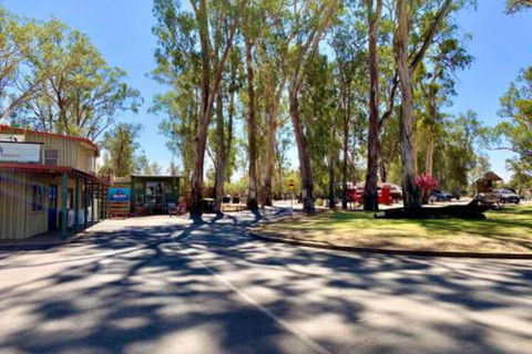 Apex RiverBeach Holiday Park - Rental Cars 6