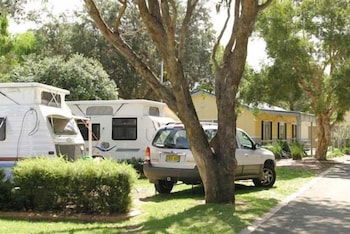 Kendalls On The Beach Holiday Park - Rental Cars 0