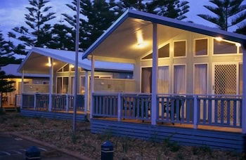 Kendalls On The Beach Holiday Park - Rental Cars 5