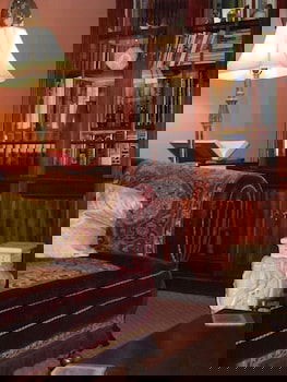 Meredith House - Rental Cars 4