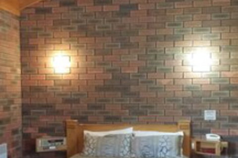 Walkabout Motel - Rental Cars 6