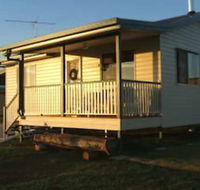 Lee Farm Stay Cottages - Rental Cars