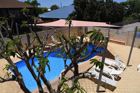Kalbarri Seafront Villas - Rental Cars 2