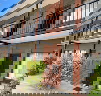 Ploughmans Motor Inn - Rental Cars