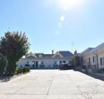 Hillview Motel - Rental Cars