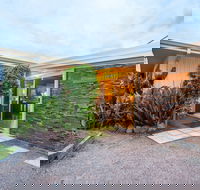 Rustic Retreat Esperance - Rental Cars