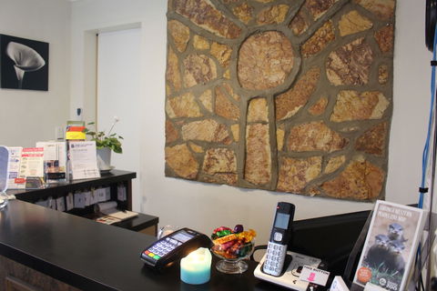 Dubbo Centrepoint Motel - Rental Cars 5