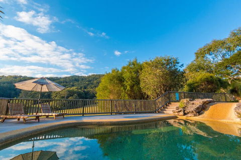 Friday Creek Retreat - Rental Cars 1