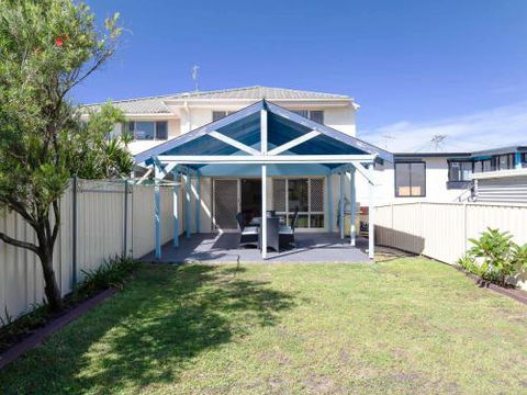 Walk On Birubi 1 / 40 Ocean Ave Pet Friendly WIFI Boat Parking & Water Views - Rental Cars 4