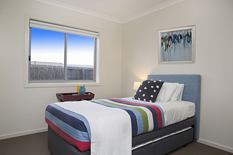 BOUTIQUE STAYS - Gumflower - Rental Cars 5