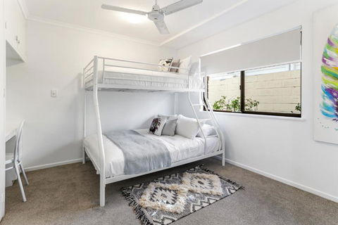 Convenience Space & Location Noosa Heads - Rental Cars 4