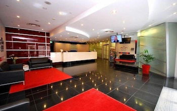 RNR North Terrace - Rental Cars 5