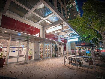 RNR North Terrace - Rental Cars 2