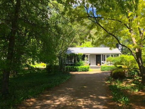 Mirriyindi Unique Berrima Escape For 9 In The Southern Highlands 4pm Check Out Sundays - Rental Cars 0